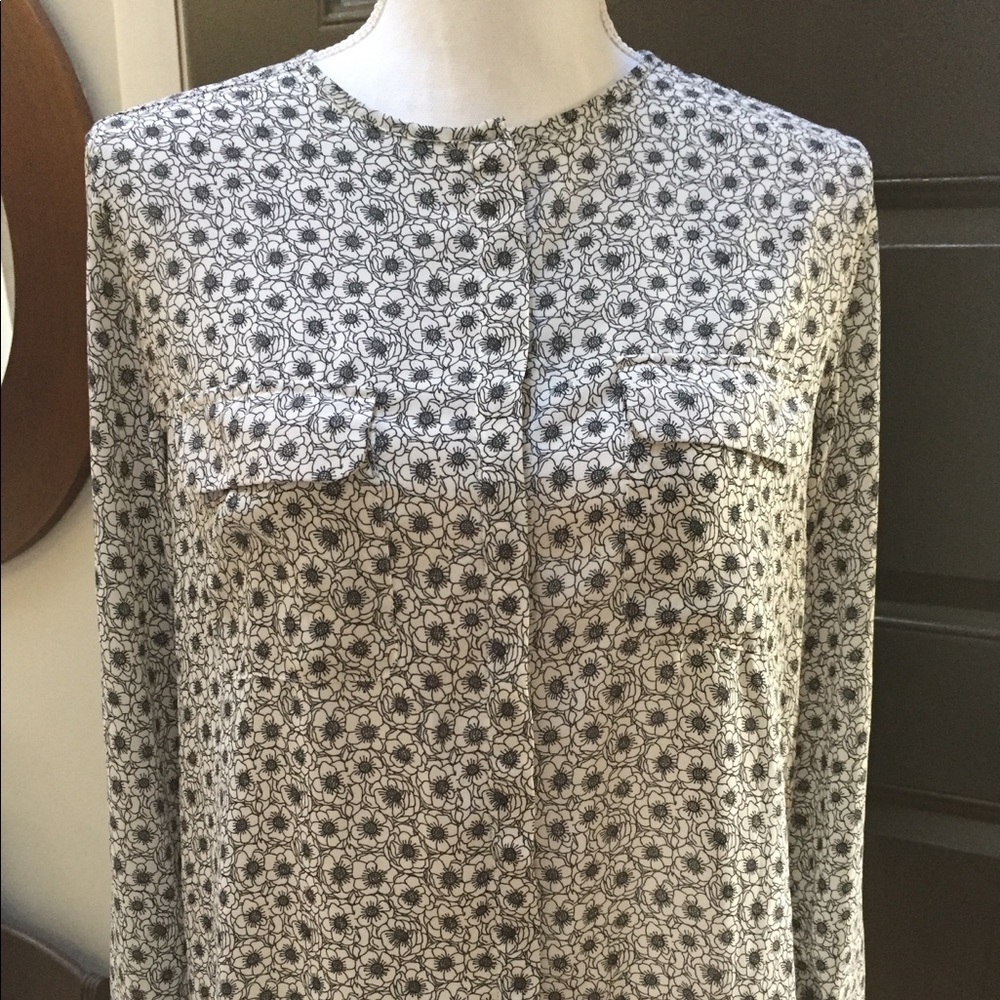 Women’s Who What Wear Blouse Size Medium